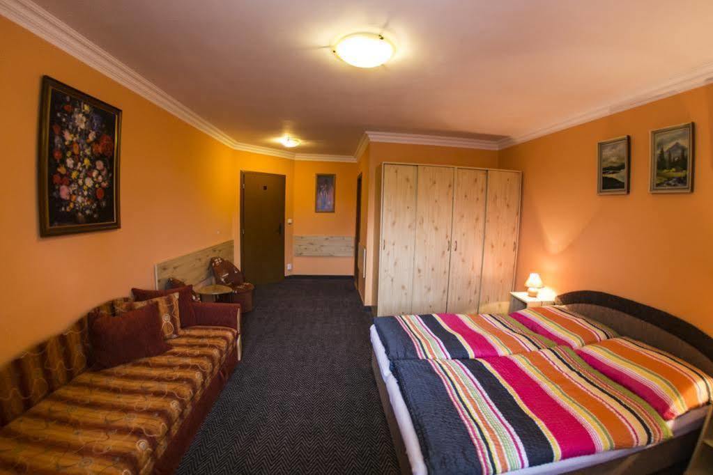 Vila Martina Poprad Luaran gambar
